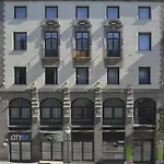 Western Hotel 4*