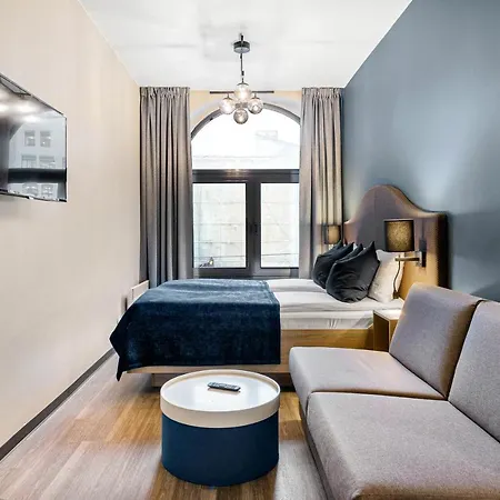 Western Ξενοδοχείο 4*