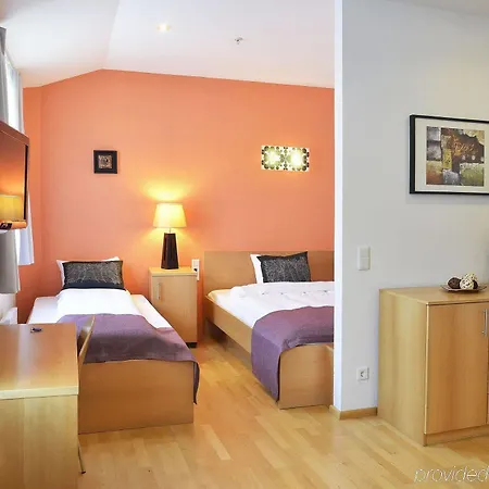 Ξενοδοχείο Western 4*