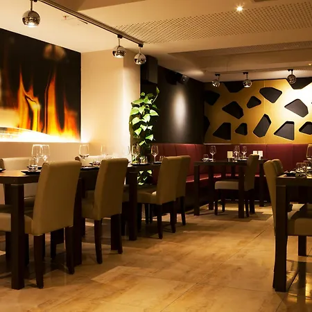 Ξενοδοχείο Western 4*